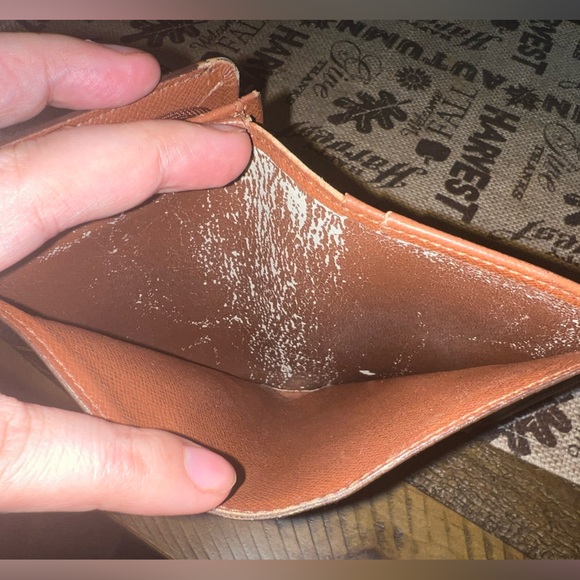 Louis Vuitton Vintage
Monogram TRESOR wallet - Picture 8 of 9